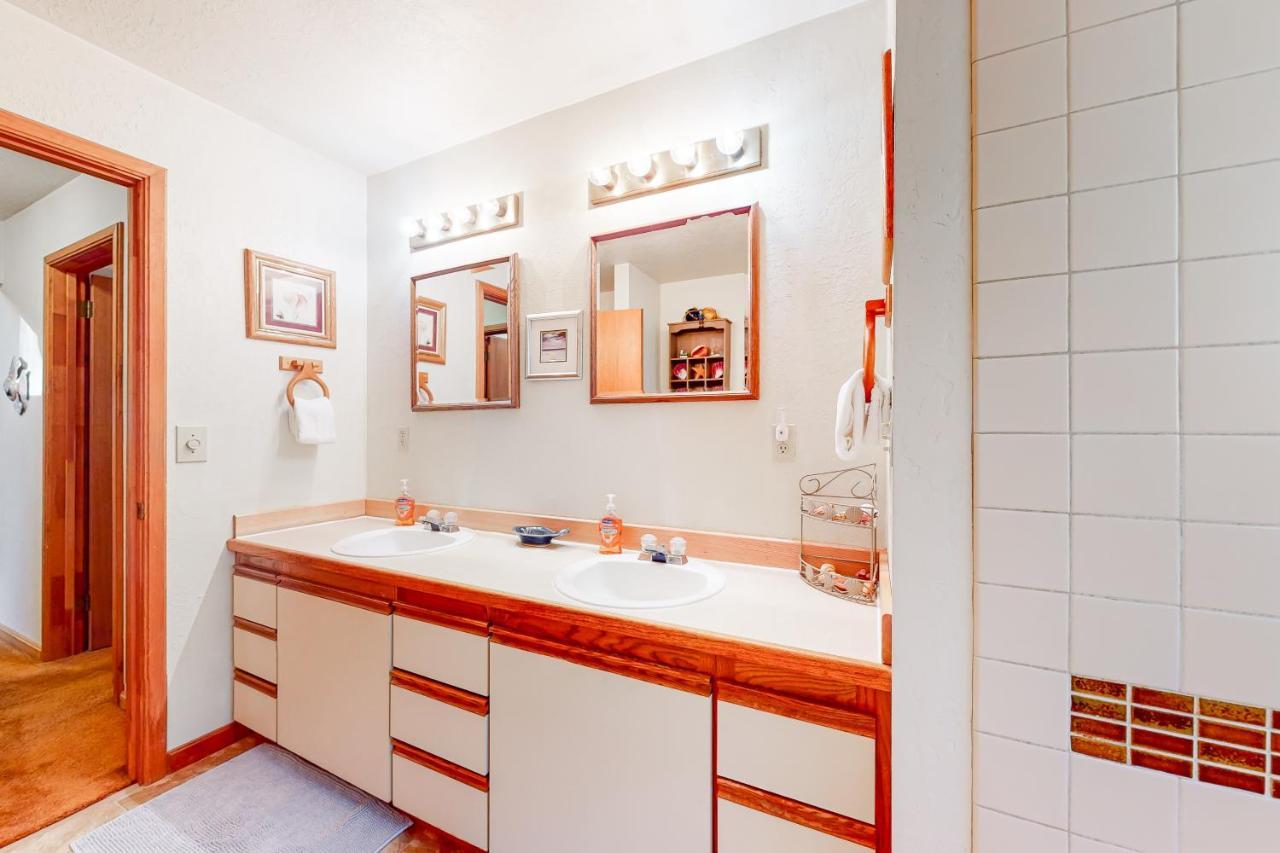 Arcata Townhouse Villa ภายนอก รูปภาพ